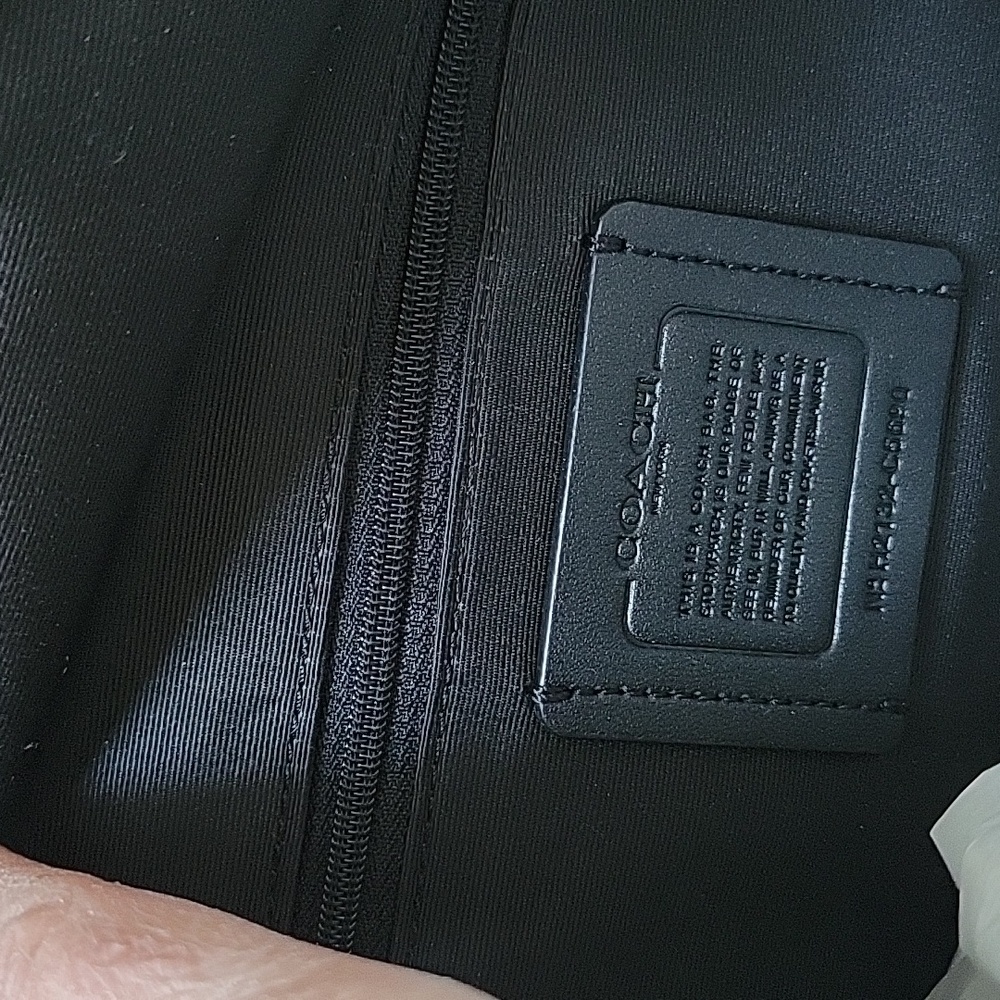 New COACH Black Kleo Leather Carryall Shoulder/Crosdbody Tote - Picture 13 of 13